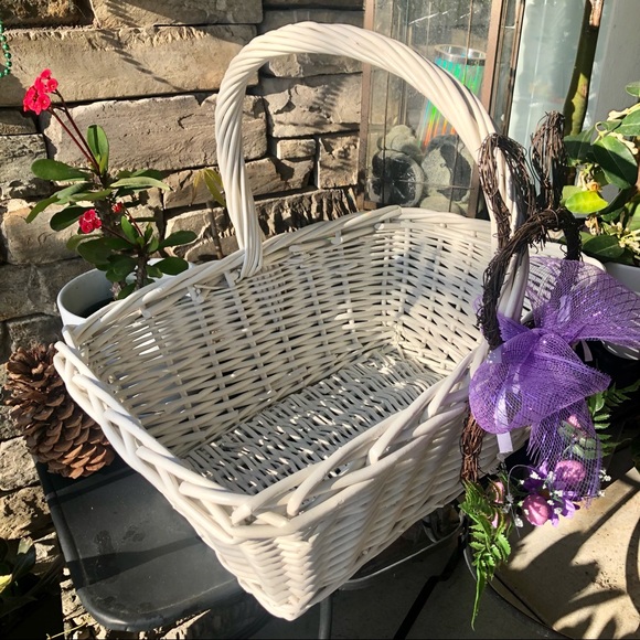 Massive White Easter Basket Garden Basket - Picture 4 of 7